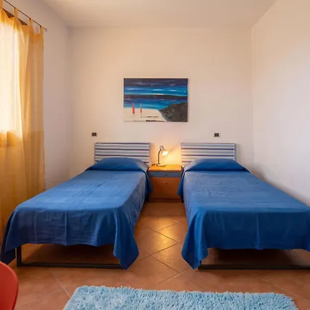 Dom wakacyjny And Coast By Interhome *
